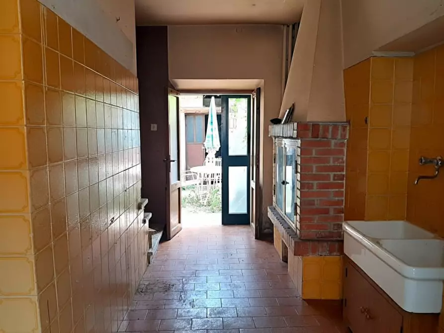 Immagine 3 di Casa indipendente in vendita  a Valeggio Sul Mincio