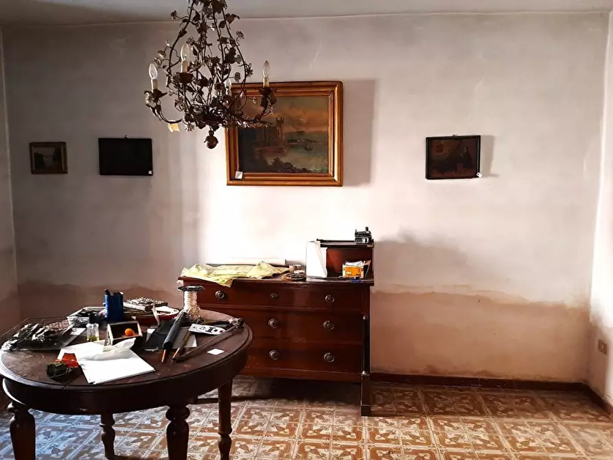 Immagine 4 di Casa indipendente in vendita  a Valeggio Sul Mincio