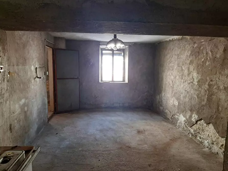 Immagine 15 di Casa indipendente in vendita  a Valeggio Sul Mincio