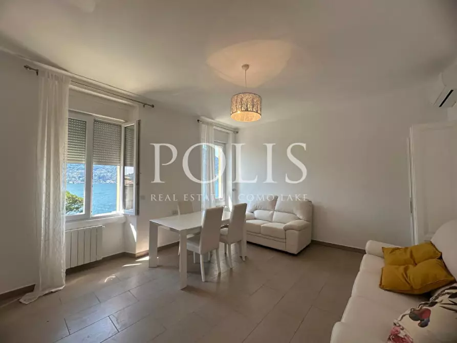 Immagine 13 di Villa in vendita  in Piazza Cesare Scotti 2 a Faggeto Lario