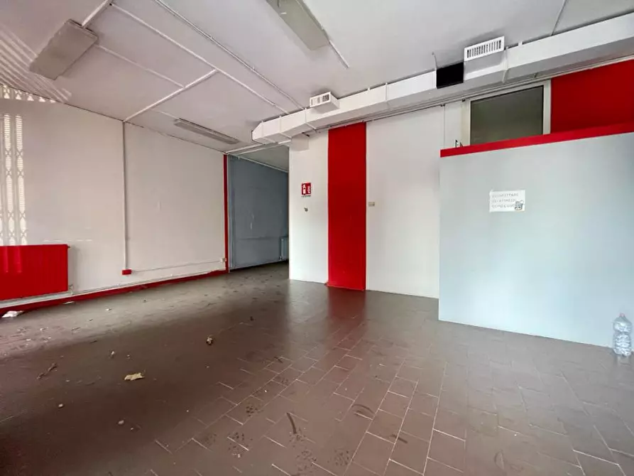 Immagine 1 di Negozio in vendita  in Agnini a Carpi