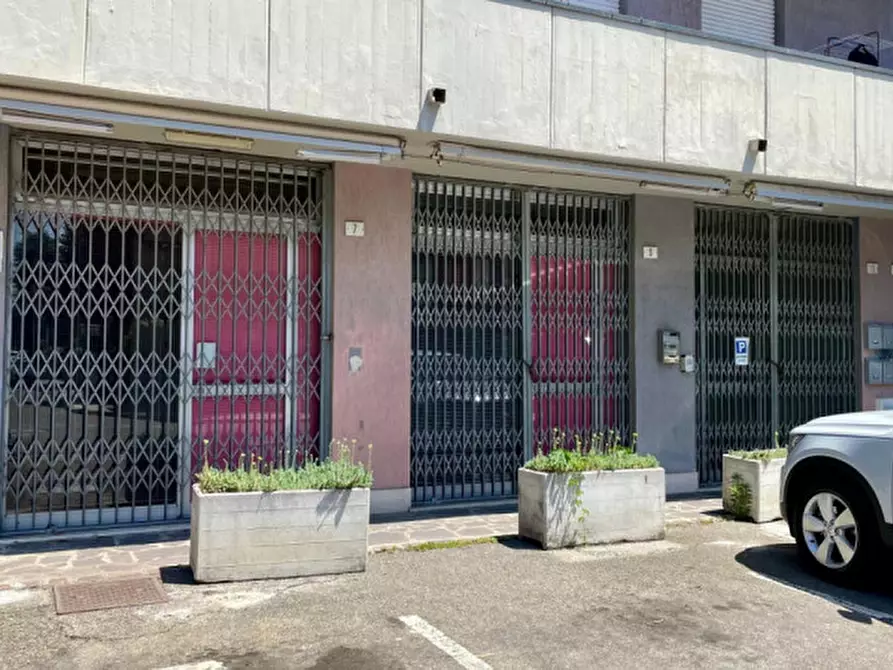 Immagine 6 di Negozio in vendita  in Agnini a Carpi