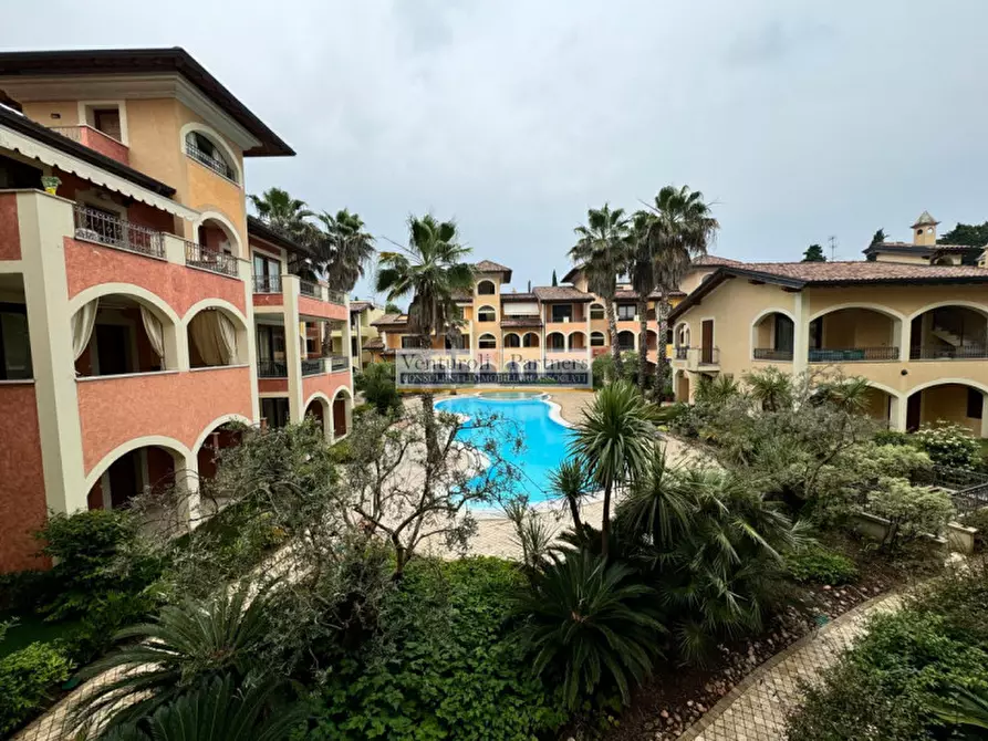 Immagine 5 di Appartamento in vendita  in Lungolago Zanardelli a Toscolano-Maderno