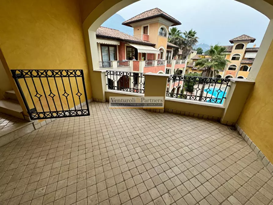 Immagine 7 di Appartamento in vendita  in Lungolago Zanardelli a Toscolano-Maderno