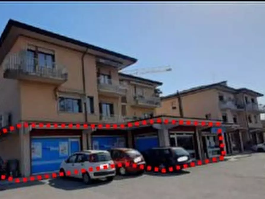 Immagine 1 di Negozio in vendita  in Via Roma, 93 a Ponzano Veneto