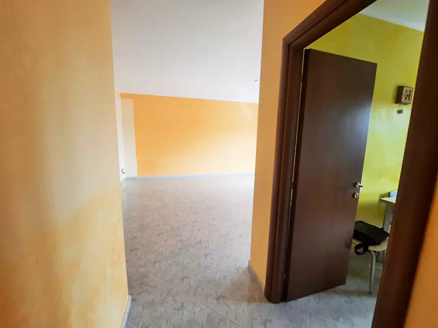 Immagine 3 di Appartamento in vendita  in Via Cavallacci a Palermo