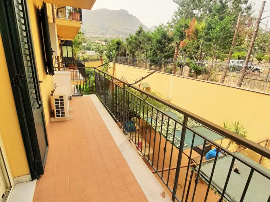 Immagine 10 di Appartamento in vendita  in Via Cavallacci a Palermo