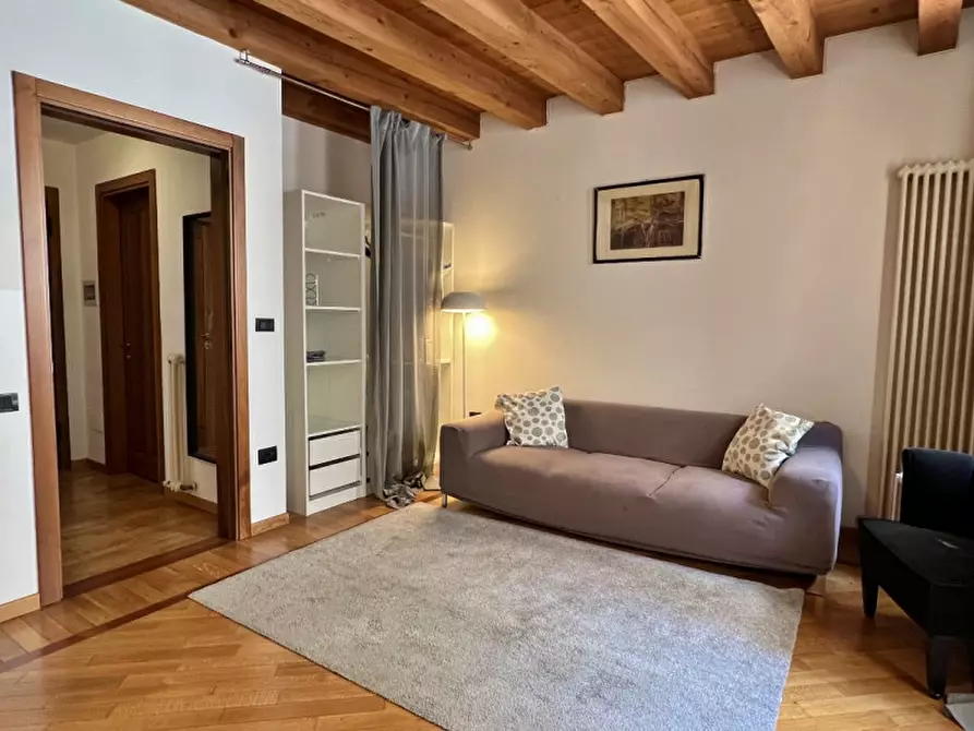 Immagine 2 di Appartamento in affitto  in piazza dei signori a Vicenza