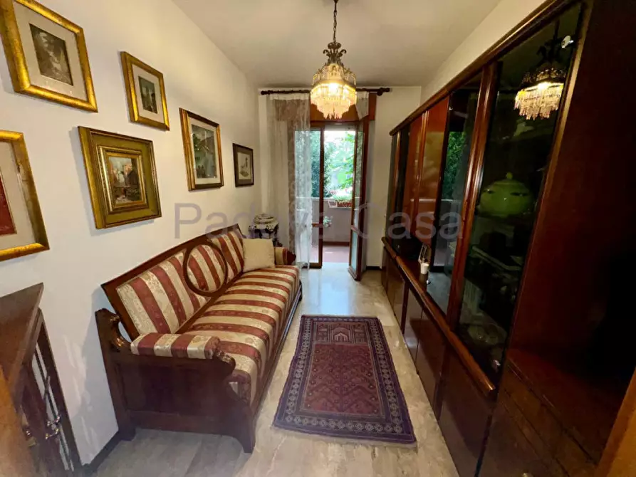 Immagine 8 di Appartamento in vendita  a Padova