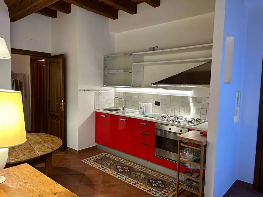 Immagine 4 di Appartamento in affitto  in Vicolo Porta Vescovo 5 a Verona