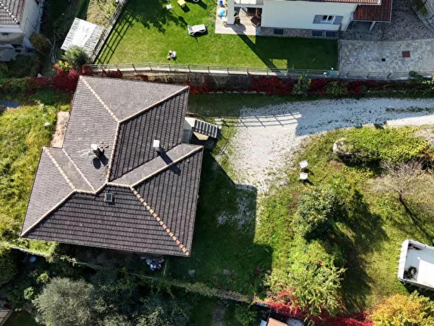 Immagine 6 di Villa in vendita  in Località Lavim 39 a Tenno