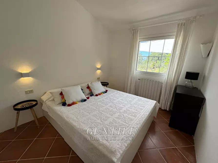 Immagine 19 di Villa in vendita  a Arzachena