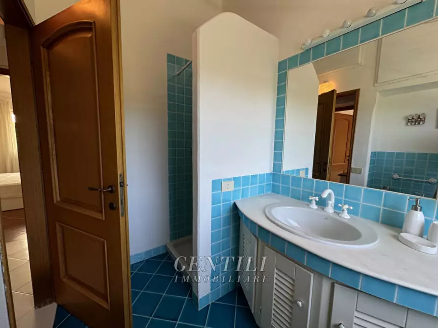 Immagine 27 di Villa in vendita  a Arzachena