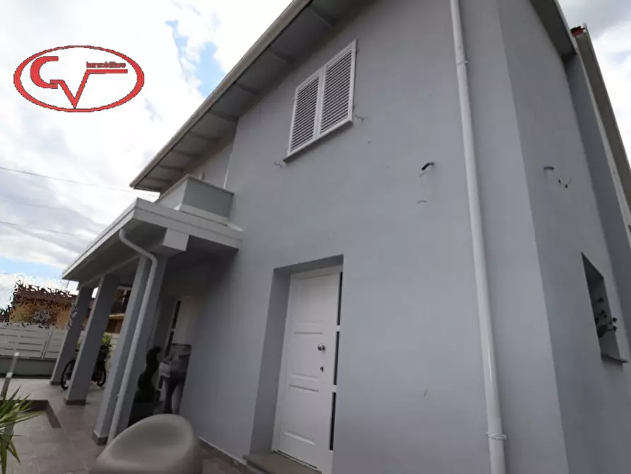 Immagine 31 di Villa in vendita  in Ambra a Bucine