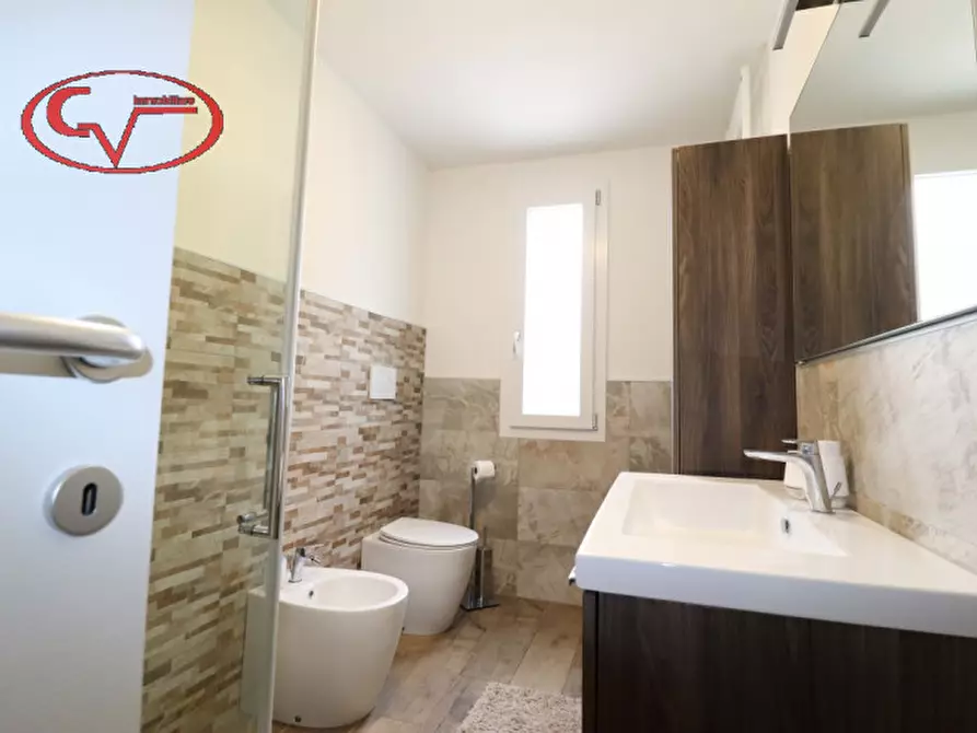 Immagine 52 di Villa in vendita  in Ambra a Bucine