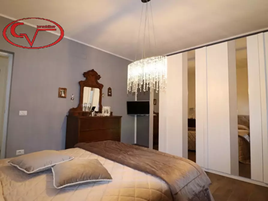 Immagine 56 di Villa in vendita  in Ambra a Bucine