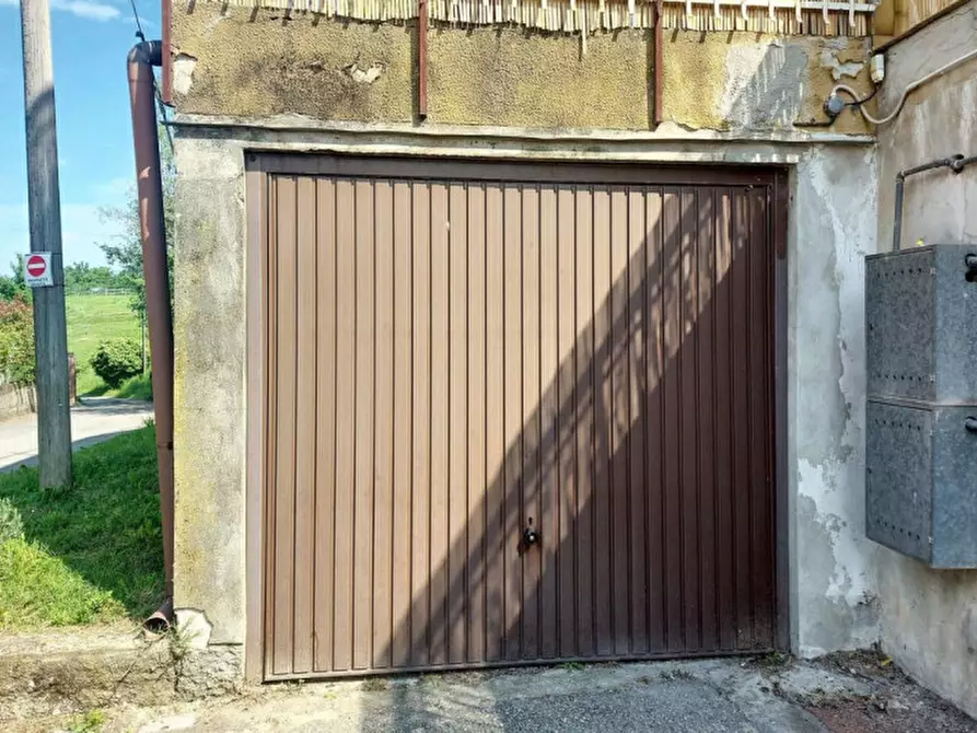 Immagine 10 di Negozio in vendita  in Via del Molino, N. 18-20-22 a Monte Castello Di Vibio