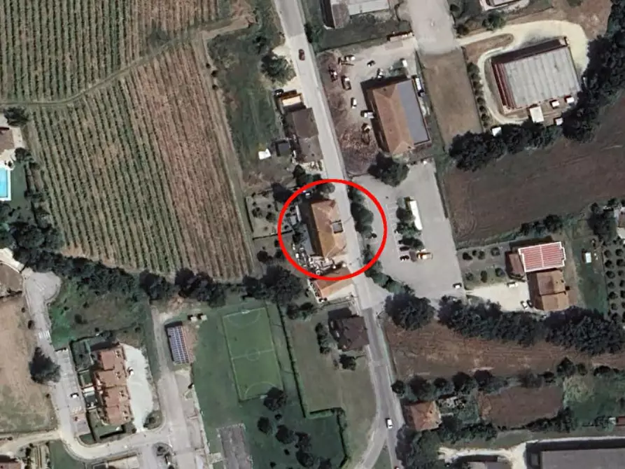 Immagine 19 di Negozio in vendita  in Via del Molino, N. 18-20-22 a Monte Castello Di Vibio