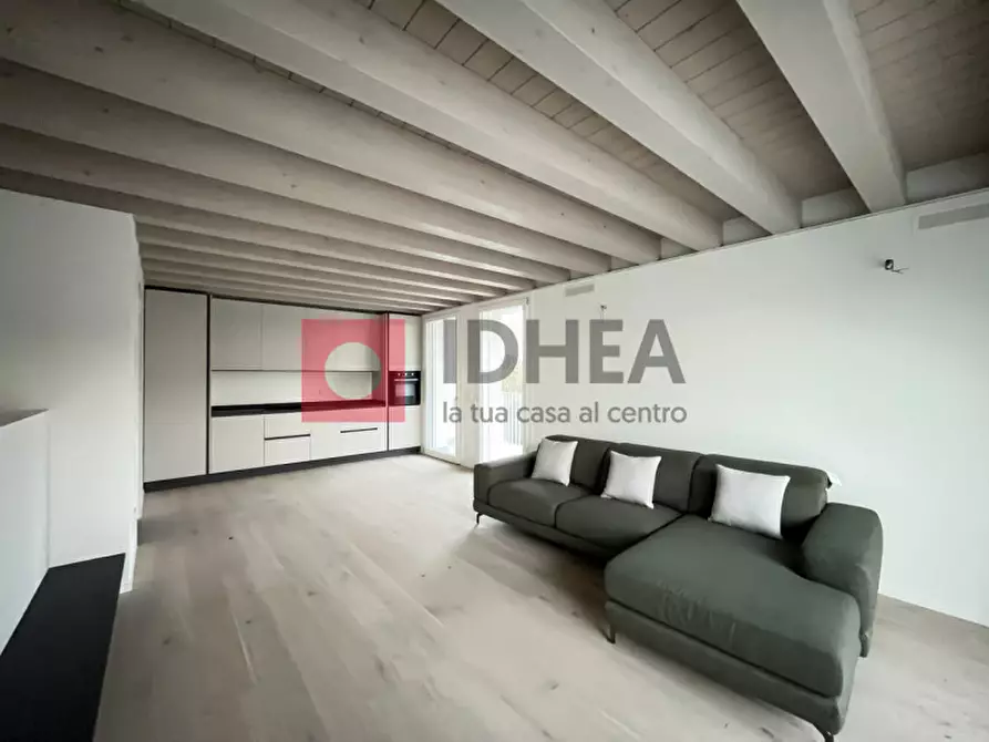 Immagine 12 di Attico in vendita  in VIA ZANELLA a Treviso