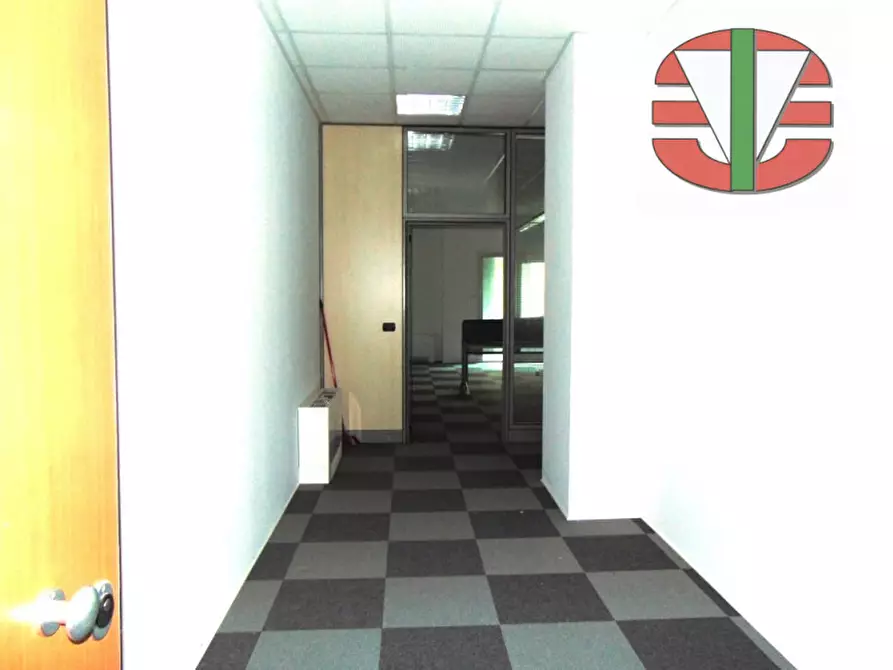 Immagine 5 di Ufficio in affitto  a Vedelago