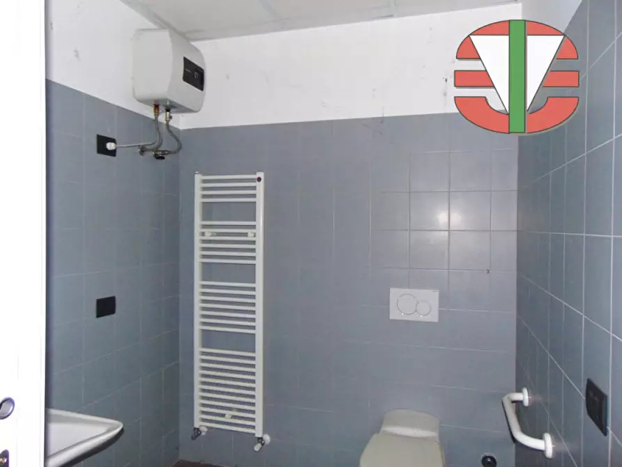 Immagine 6 di Ufficio in affitto  a Vedelago
