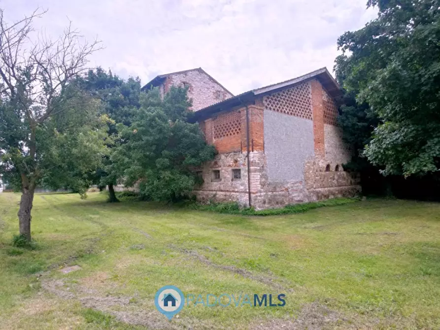 Immagine 26 di Rustico / casale in vendita  in Via San Francesco a Rovolon