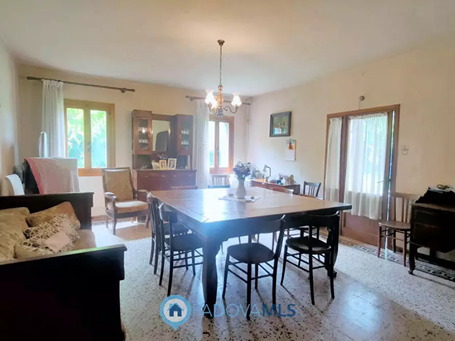 Immagine 35 di Rustico / casale in vendita  in Via San Francesco a Rovolon