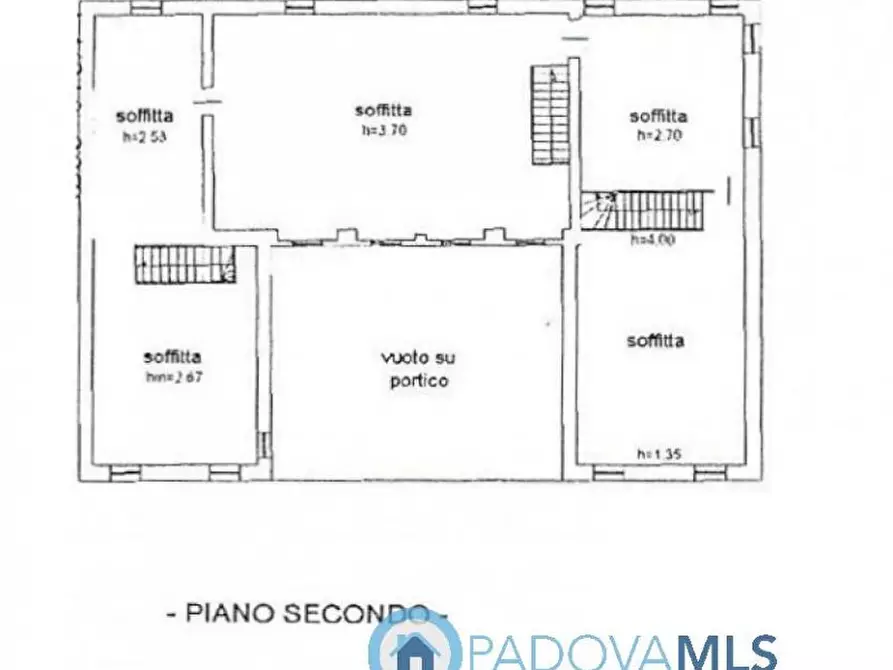 Immagine 41 di Rustico / casale in vendita  in Via San Francesco a Rovolon