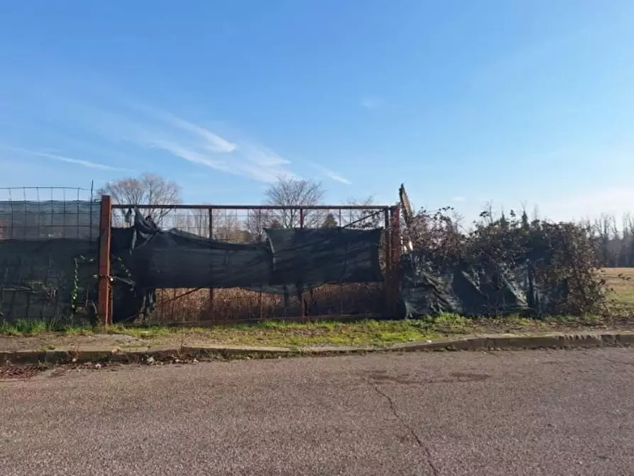 Immagine 3 di Terreno in vendita  in VIA ROMAGNA a Verona