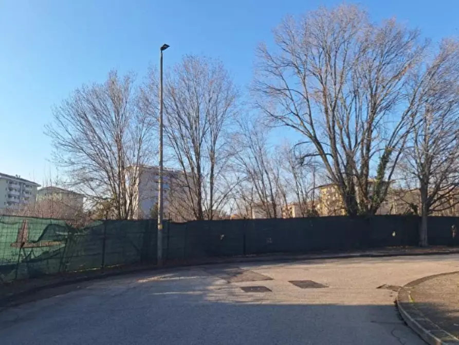 Immagine 4 di Terreno in vendita  in VIA ROMAGNA a Verona