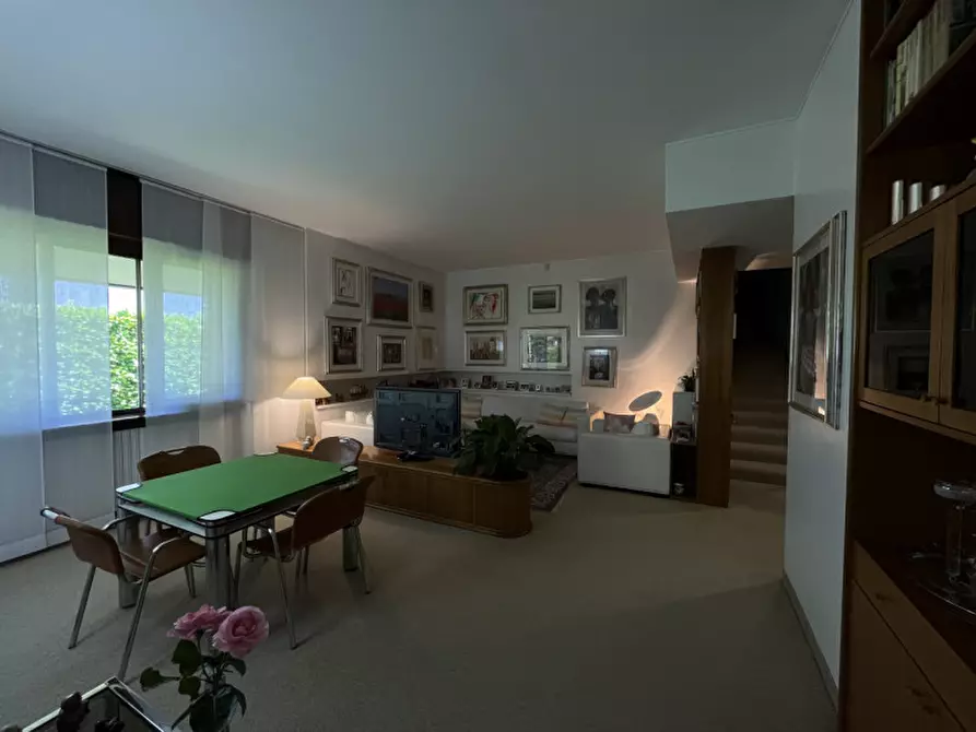 Immagine 25 di Villa in vendita  in Via Mantegna a Trezzano Sul Naviglio