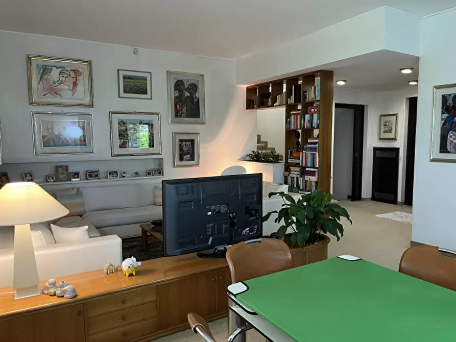 Immagine 26 di Villa in vendita  in Via Mantegna a Trezzano Sul Naviglio