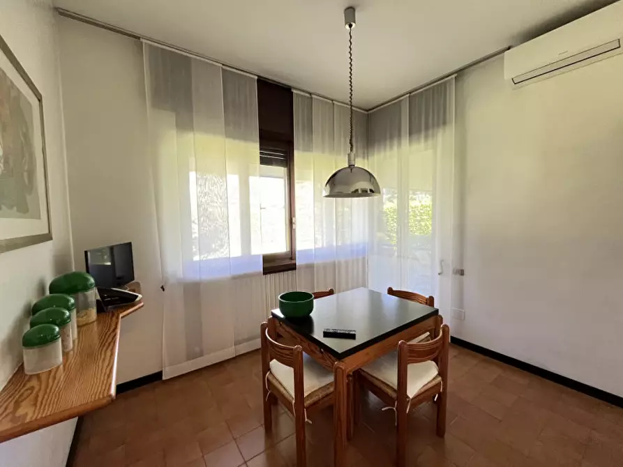 Immagine 33 di Villa in vendita  in Via Mantegna a Trezzano Sul Naviglio