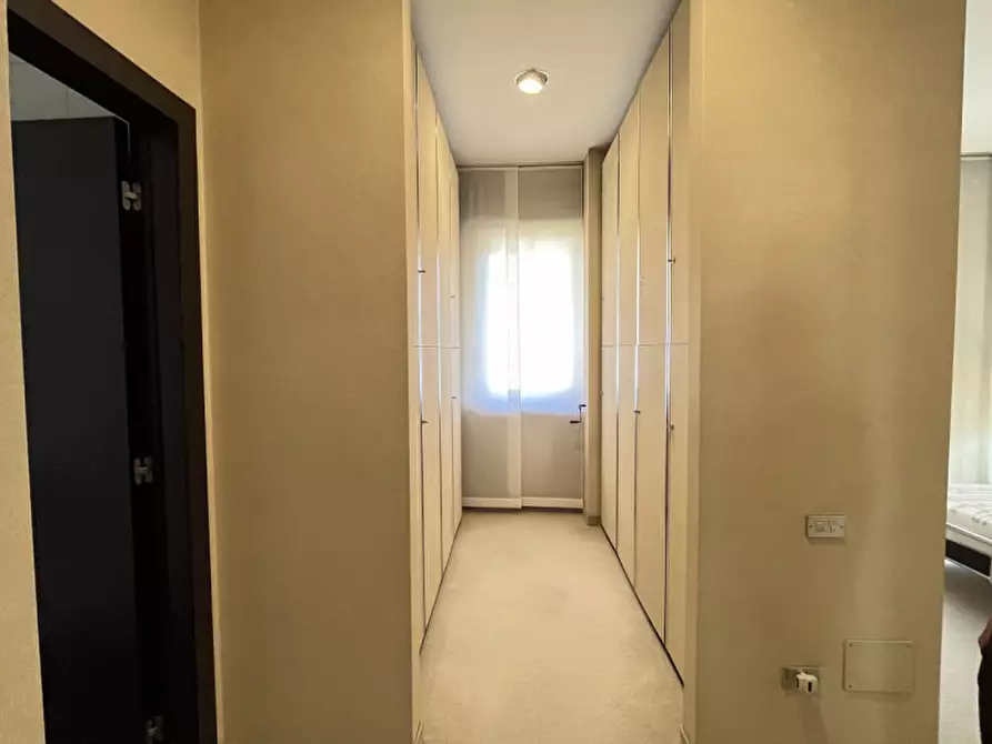 Immagine 36 di Villa in vendita  in Via Mantegna a Trezzano Sul Naviglio