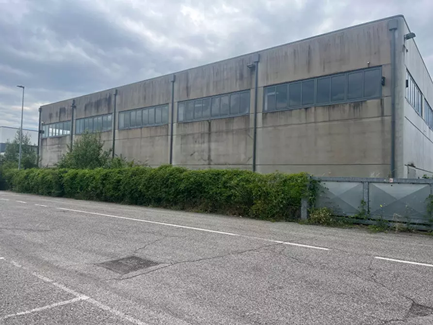 Immagine 1 di Capannone industriale in vendita  in via libertà a Ponzano Veneto