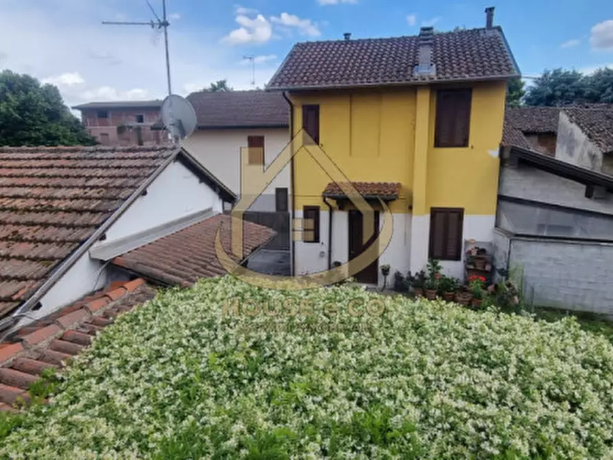 Immagine 1 di Casa bifamiliare in vendita  in Via Morsella a Vigevano