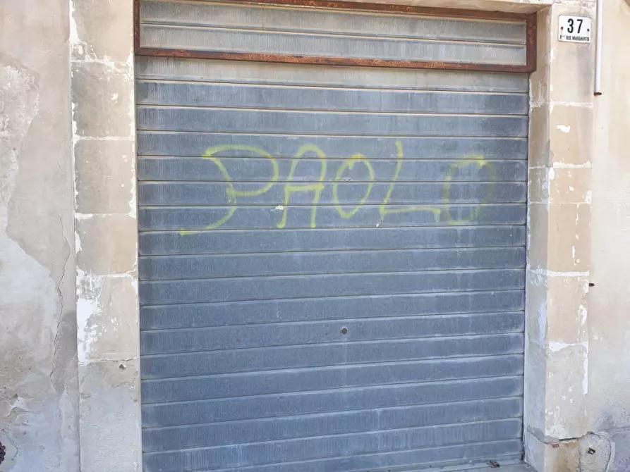 Immagine 39 di Casa indipendente in vendita  a Avola