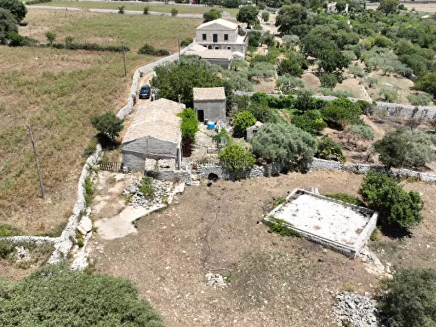 Immagine 15 di Casa indipendente in vendita  a Modica