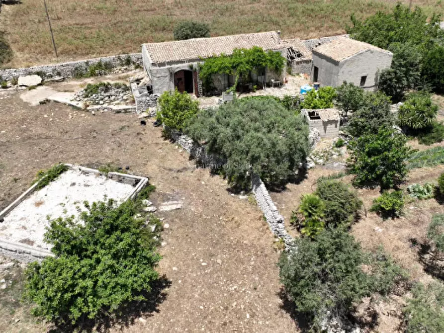 Immagine 17 di Casa indipendente in vendita  a Modica