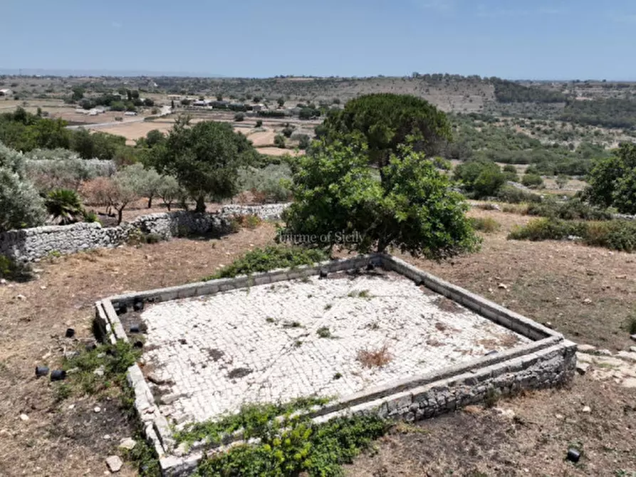 Immagine 18 di Casa indipendente in vendita  a Modica