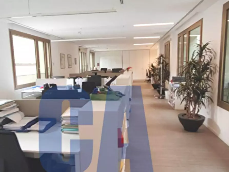 Immagine 3 di Ufficio in affitto  in VIA RAVIZZA CARLO a Milano
