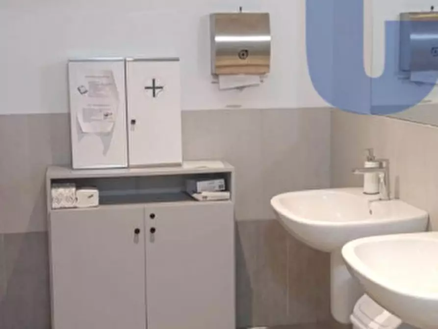 Immagine 13 di Ufficio in affitto  in VIA RAVIZZA CARLO a Milano