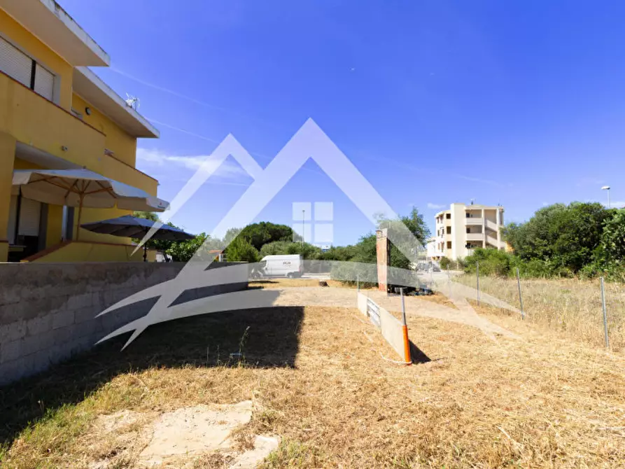 Immagine 3 di Terreno in vendita  in Via Pertini, SNC a Porto Torres