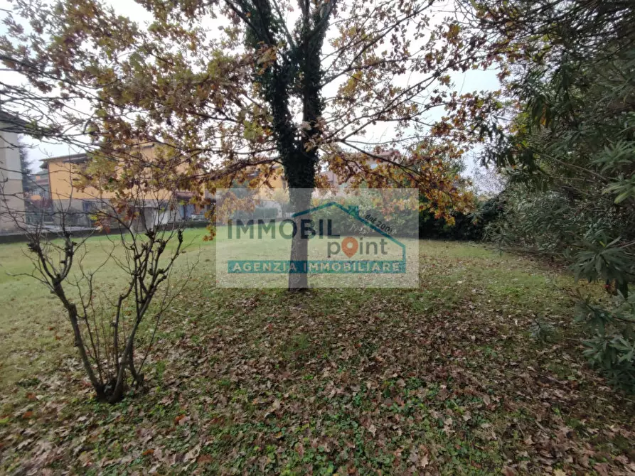 Immagine 4 di Palazzo in vendita  in Via Milano a Selvazzano Dentro