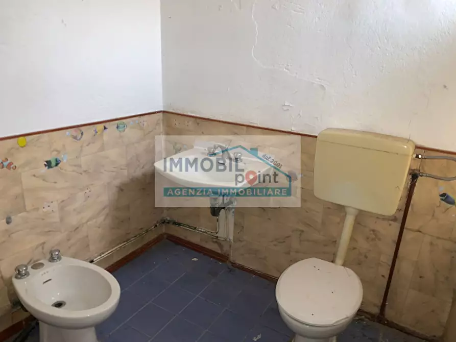 Immagine 36 di Palazzo in vendita  in Via Milano a Selvazzano Dentro