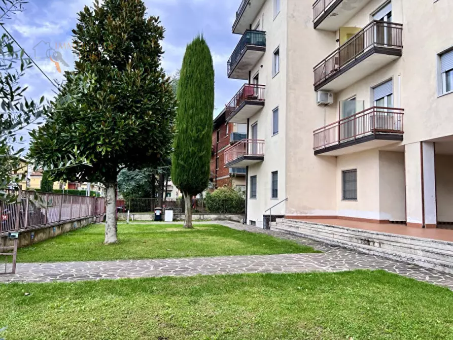Immagine 7 di Appartamento in vendita  in Via Calatafimi a Villafranca Di Verona