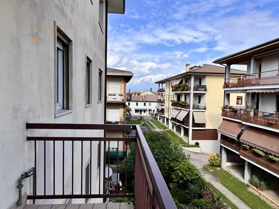 Immagine 8 di Appartamento in vendita  in Via Calatafimi a Villafranca Di Verona