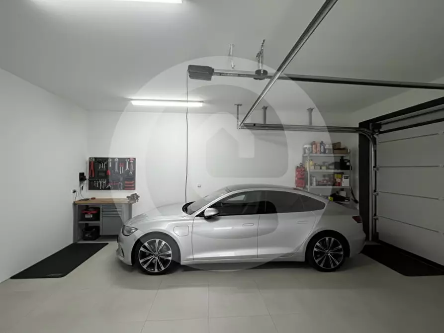 Immagine 17 di Casa trifamiliare in vendita  a Santa Giustina In Colle