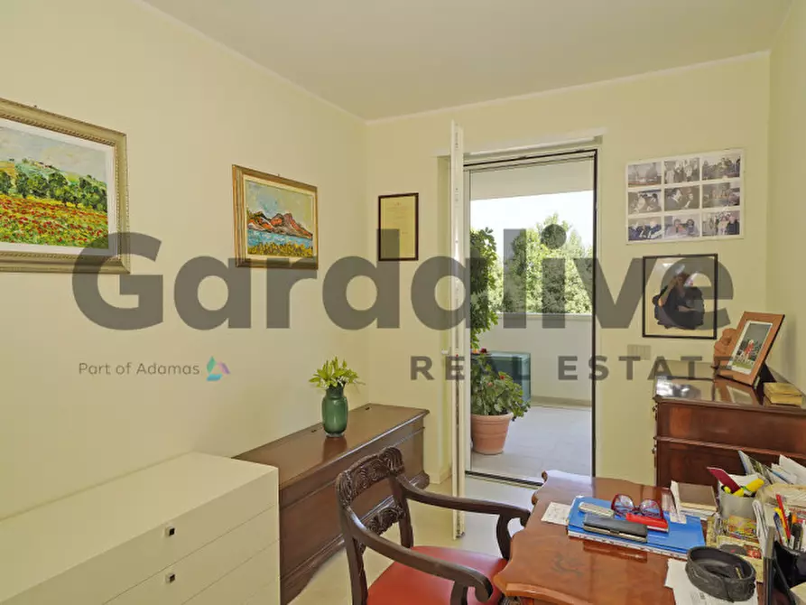 Immagine 29 di Appartamento in vendita  in Via Agello 96 a Desenzano Del Garda
