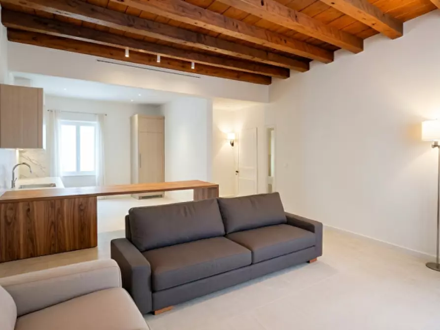 Immagine 4 di Appartamento in vendita  in via Dei Tadi a Padova